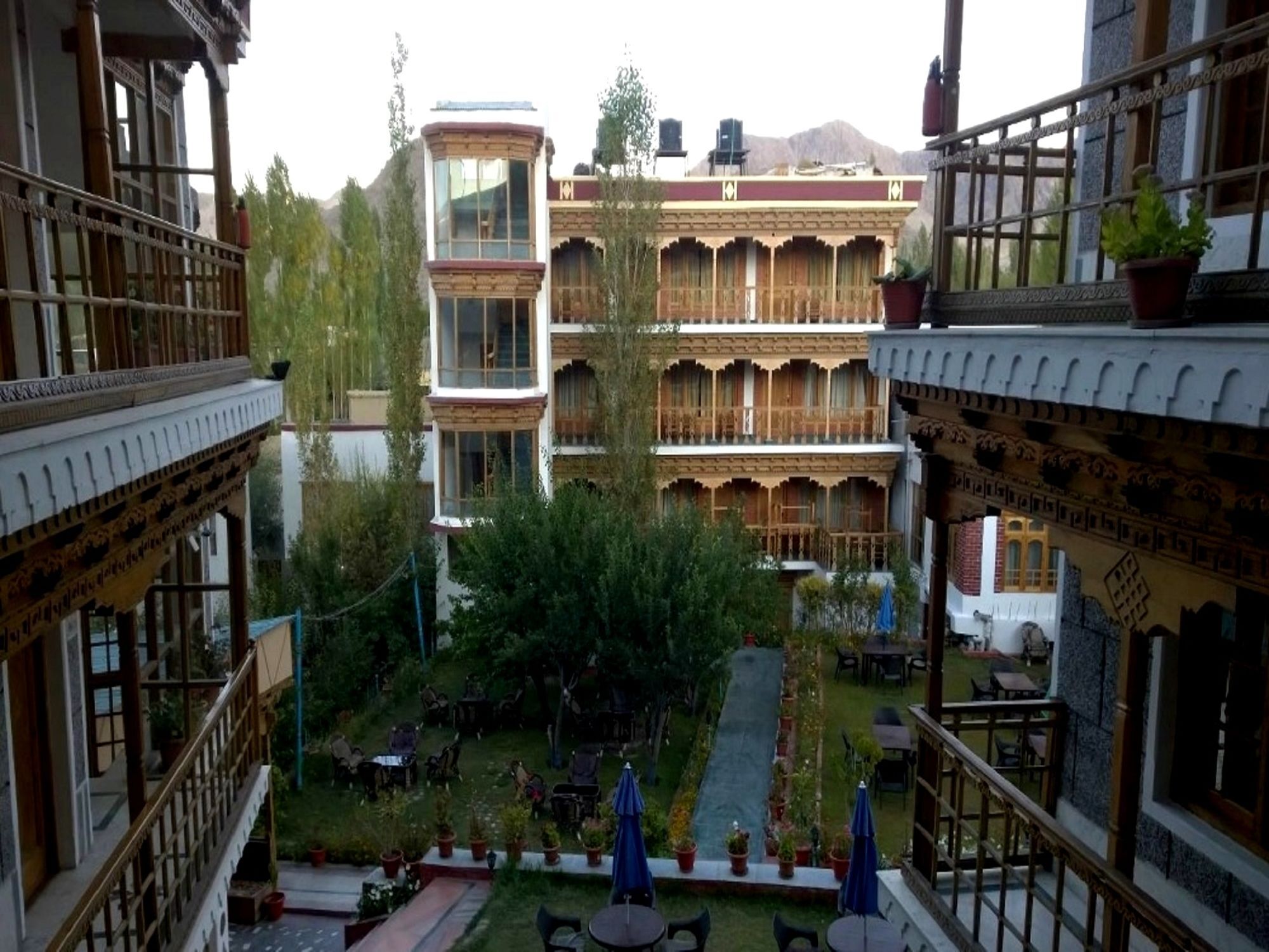 Hotel Royal Palace - Leh Zewnętrze zdjęcie